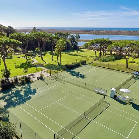 Quinta Do Country Club Hotel
