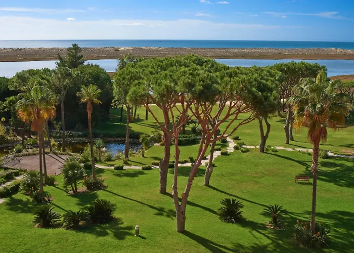 湖滨庄园酒店 酒店 金塔湖